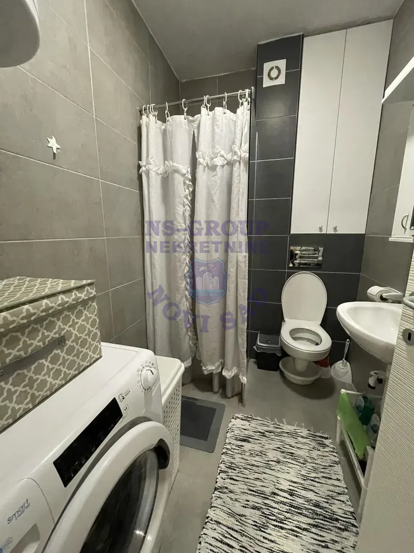 stan na prodaju Novi Sad 68m2 556327