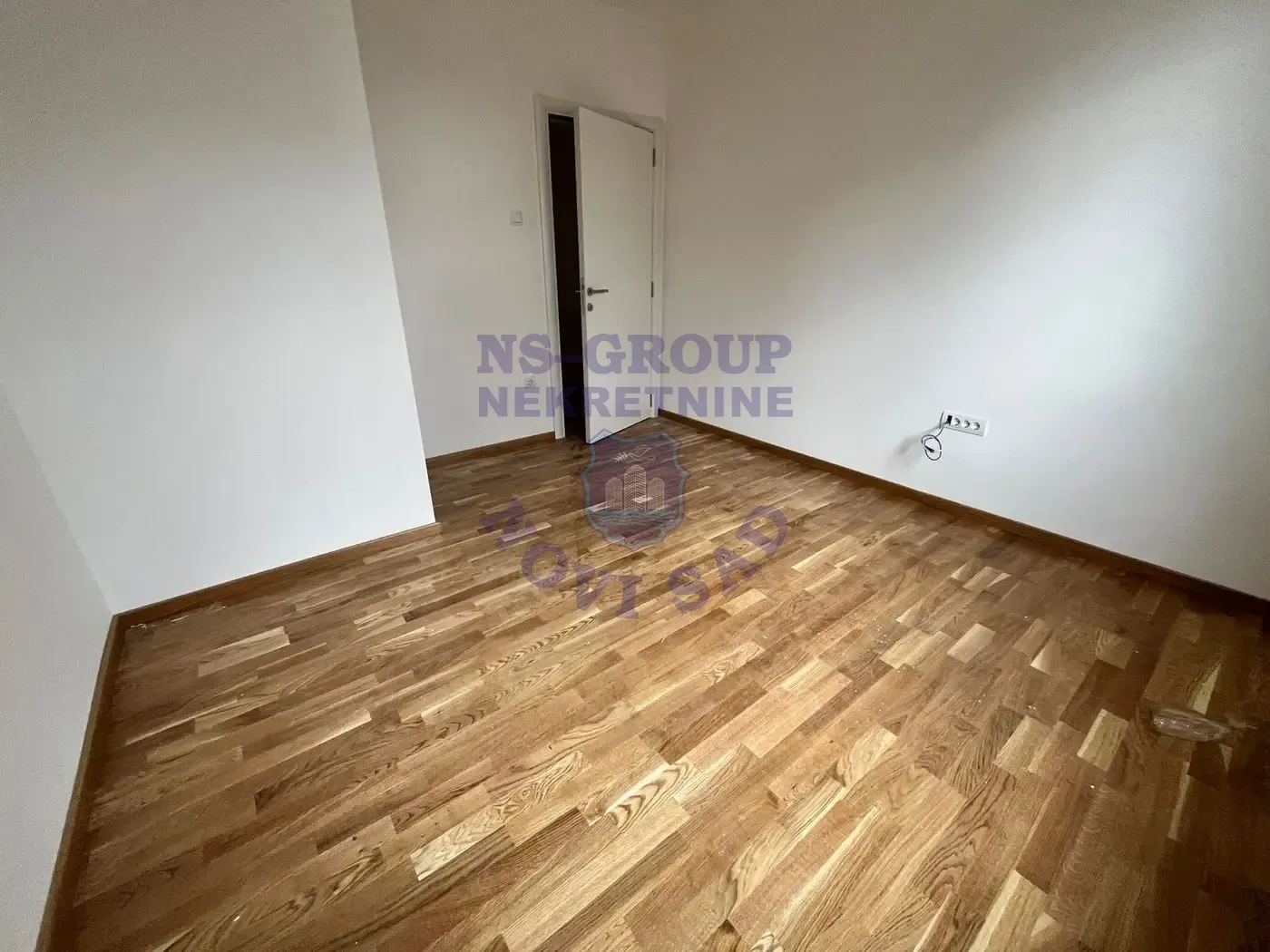 stan na prodaju Veternik 90m2 556190