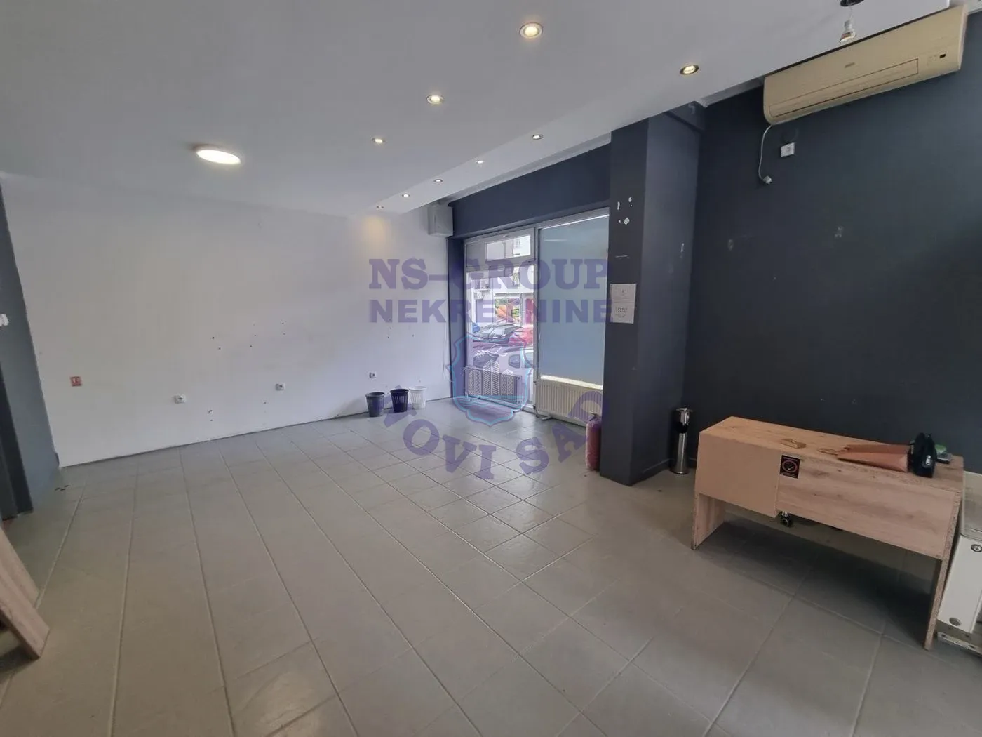 lokal na prodaju Novi Sad, 67m2 556339
