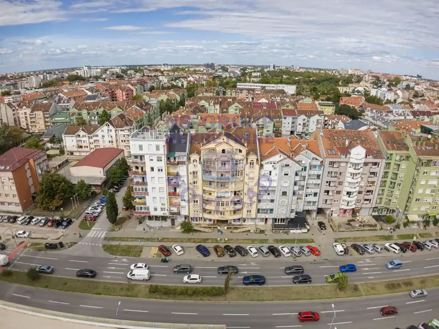 lokal na prodaju Novi Sad 192m2 555049
