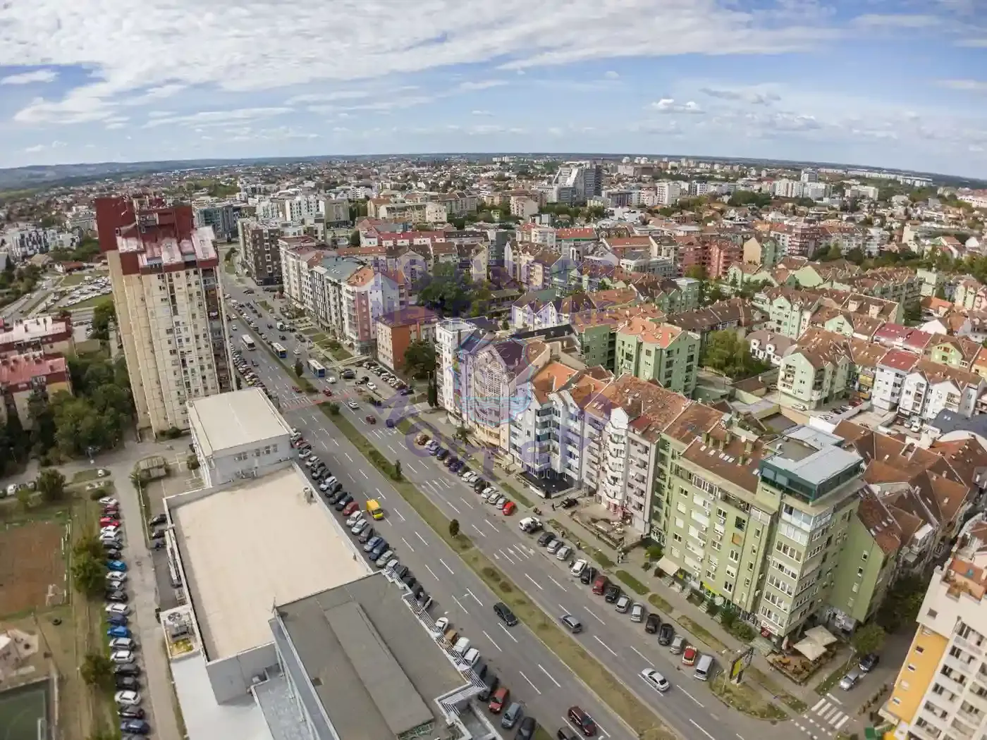 lokal na prodaju Novi Sad 192m2 555049