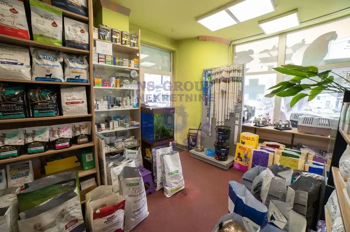 lokal na prodaju Novi Sad 192m2 555049