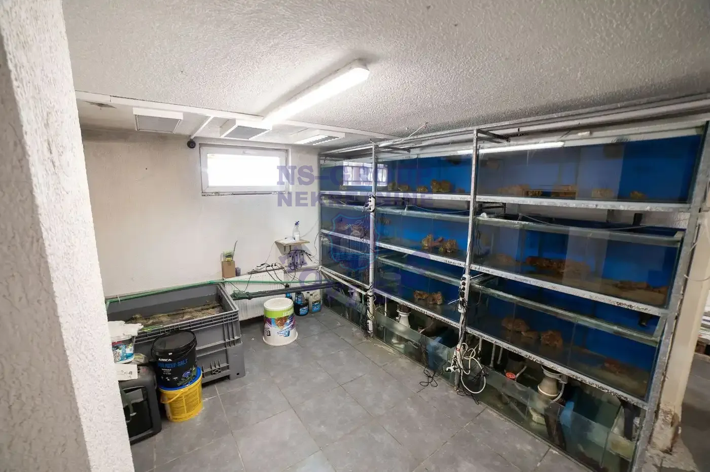 lokal na prodaju Novi Sad 192m2 555049