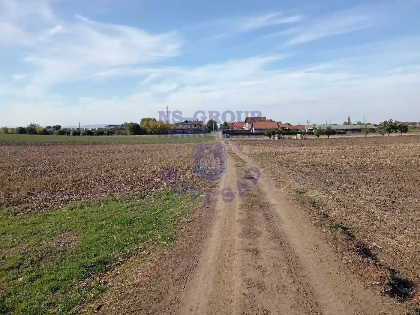plac na prodaju Inđija 5756m2 556822