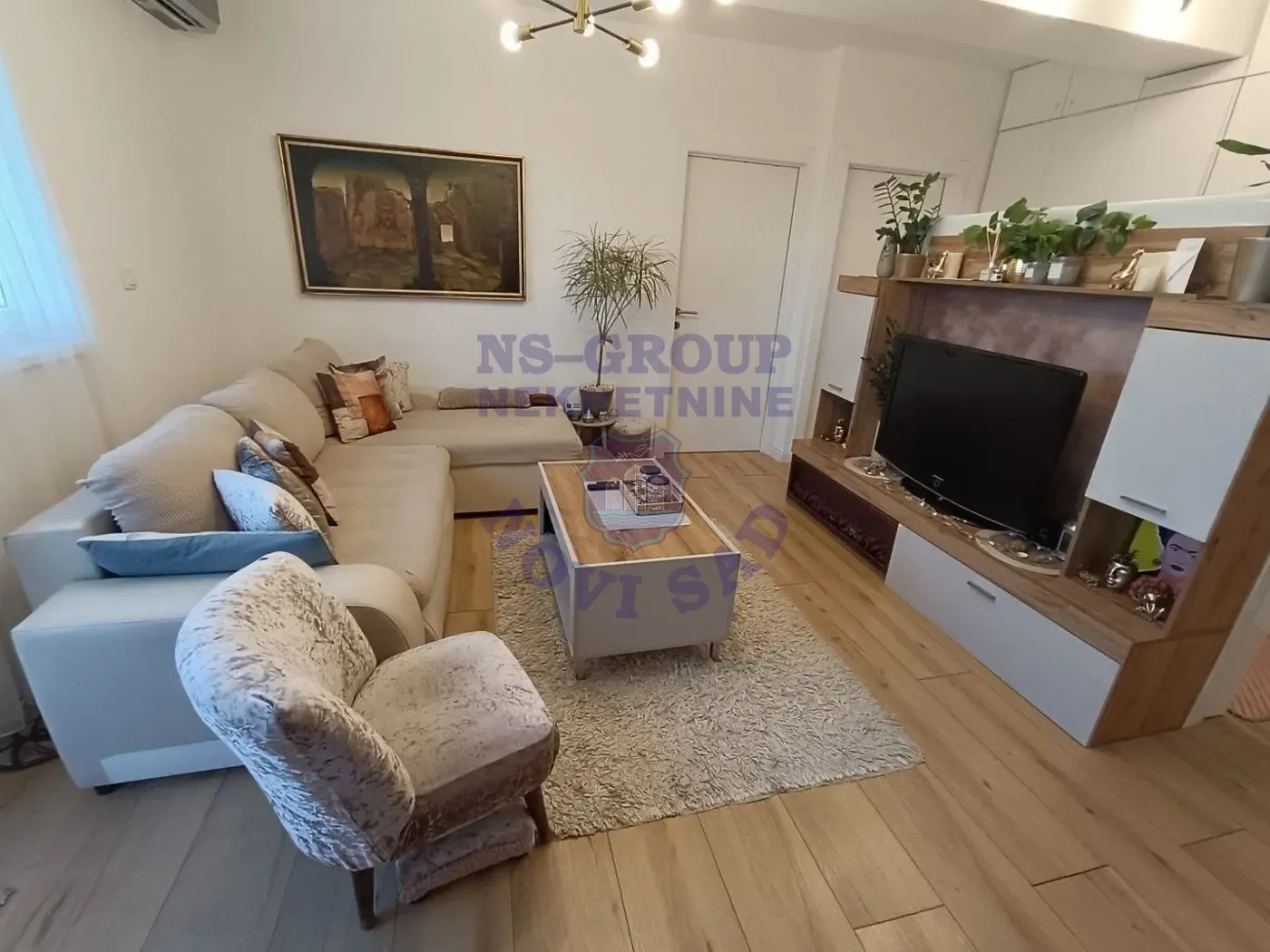 stan na prodaju Novi Sad, 65m2 557006