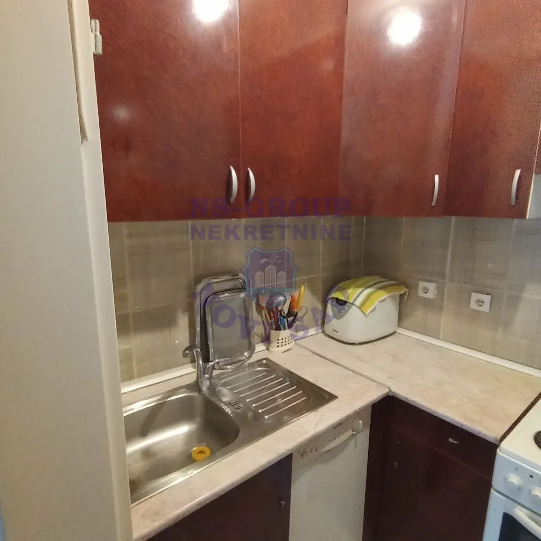 stan na prodaju Novi Sad 47m2 557162