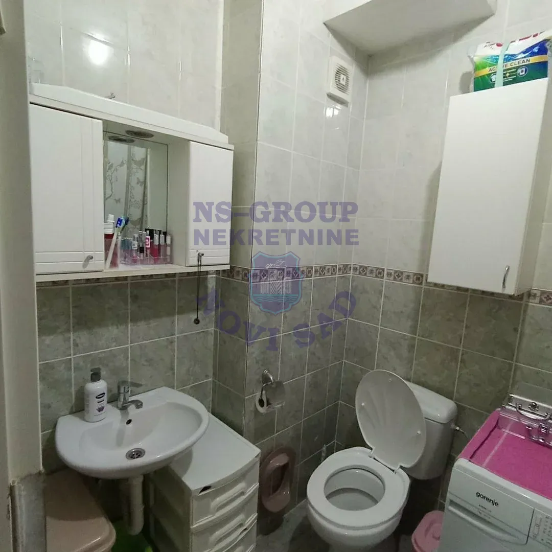 stan na prodaju Novi Sad 47m2 557162