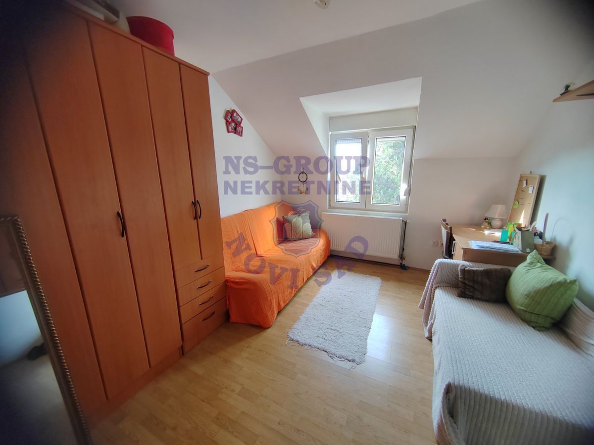 kuca na prodaju Sremski Karlovci 156m2 557261