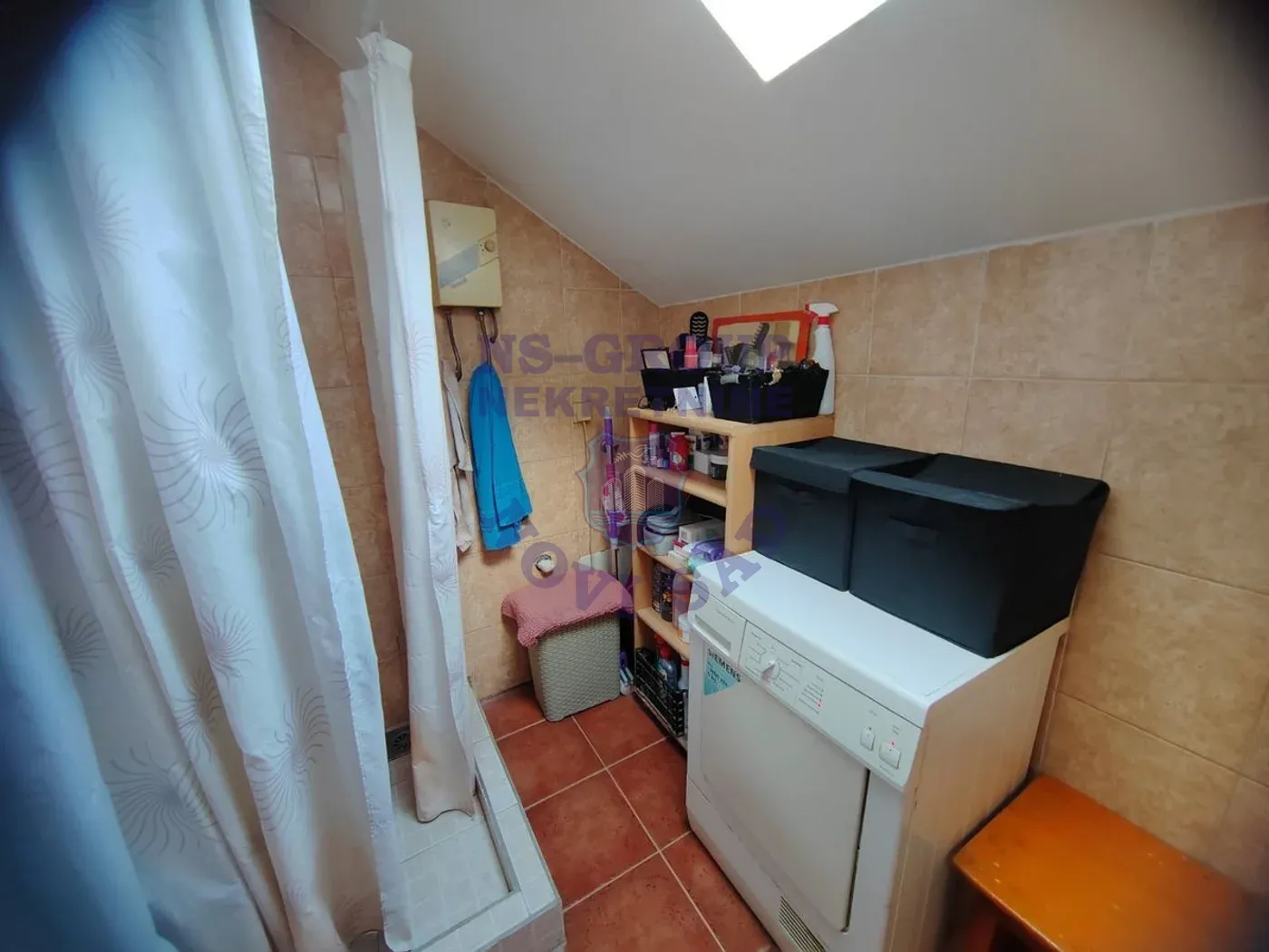 kuca na prodaju Sremski Karlovci 156m2 557261