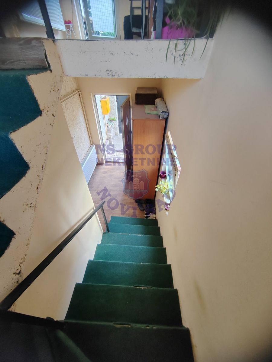 kuca na prodaju Sremski Karlovci 156m2 557261