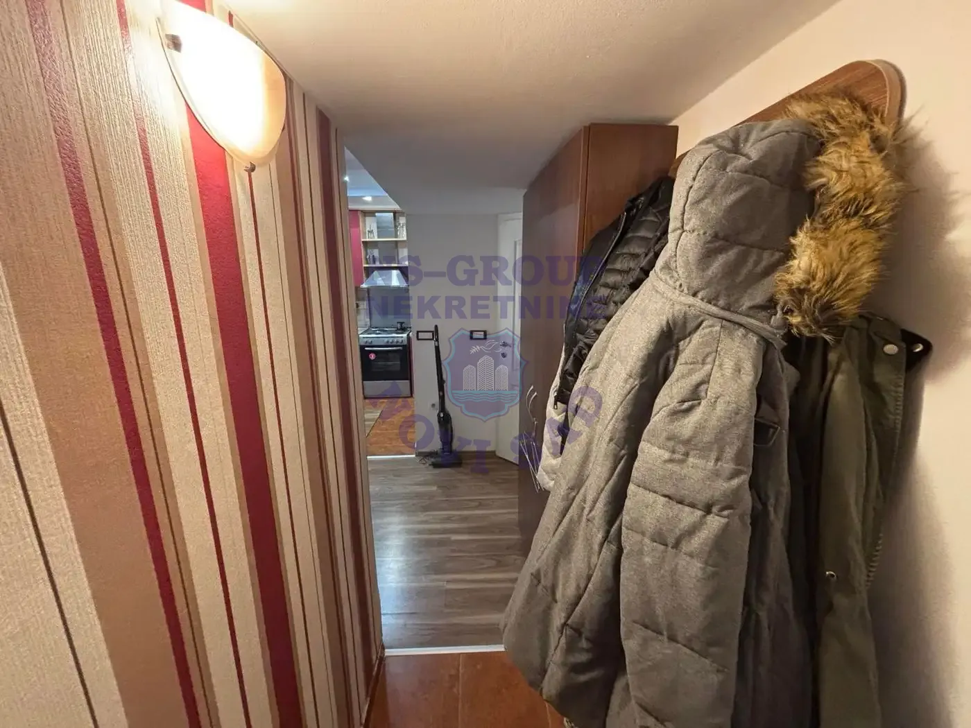 stan na prodaju Novi Sad 52m2 557431