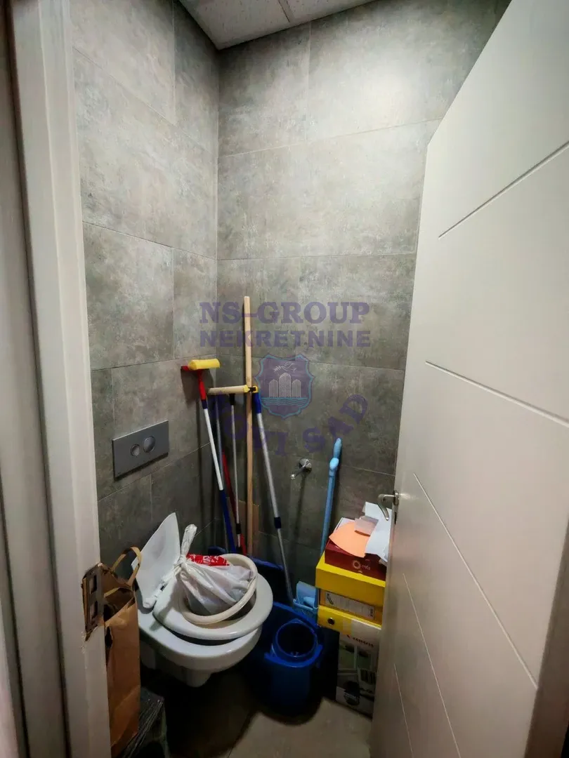 lokal na prodaju Novi Sad 152m2 557755