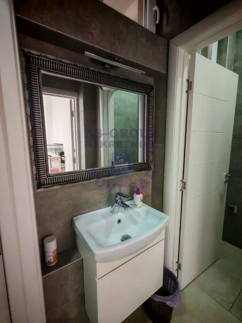 lokal na prodaju Novi Sad 152m2 557755