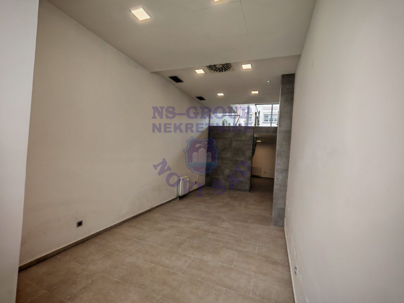 lokal na prodaju Novi Sad 152m2 557755