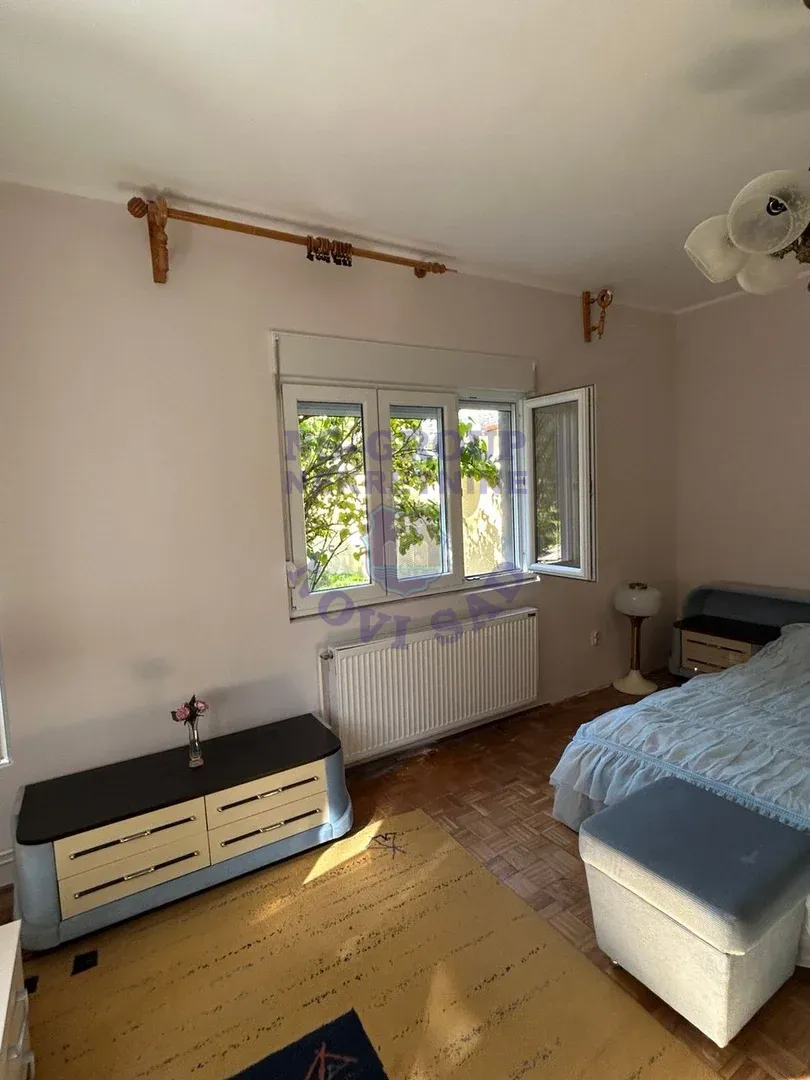 kuca na prodaju Krušedol 98m2 554648