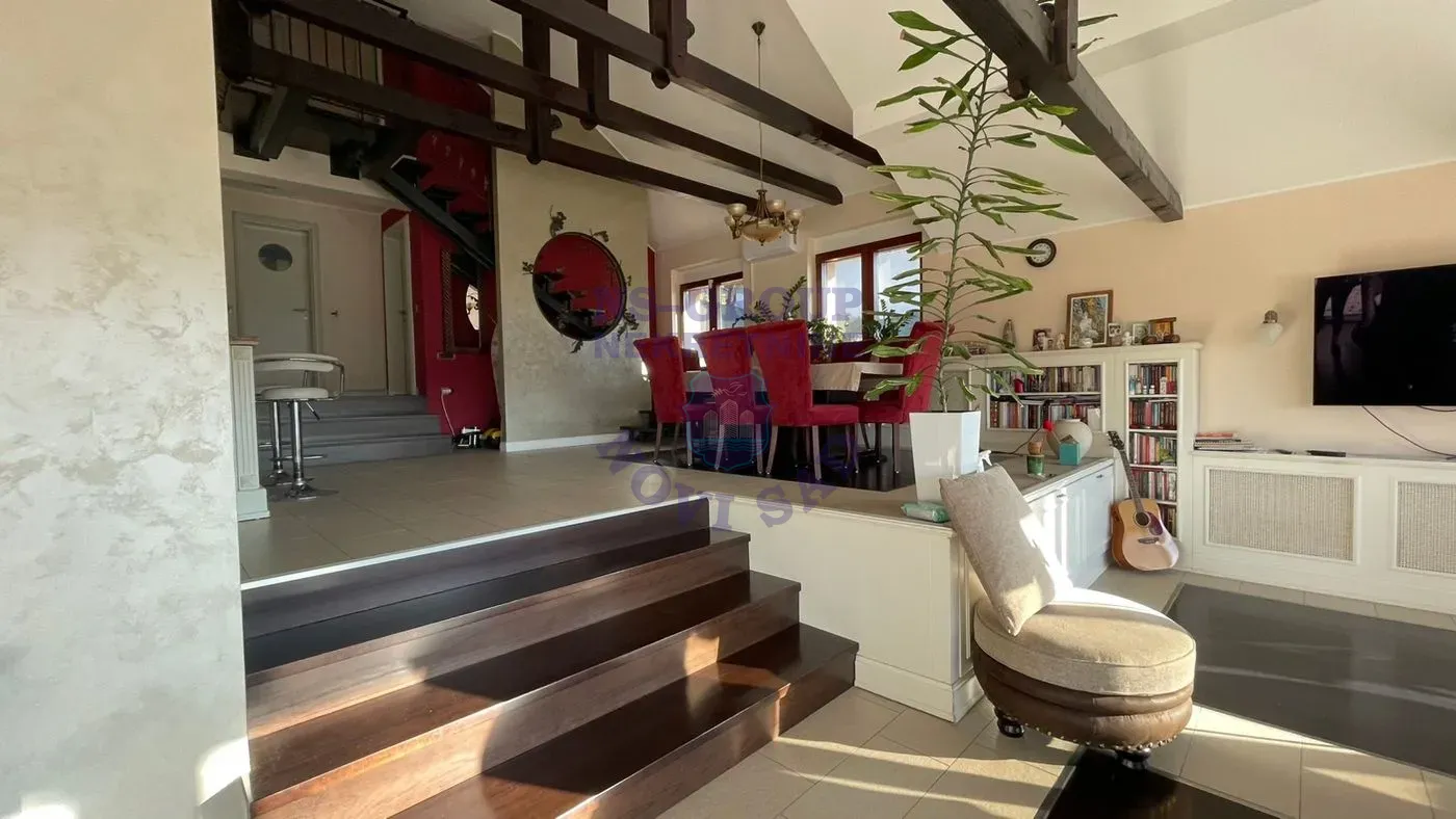 kuca na prodaju Sremska Kamenica 223m2 556277