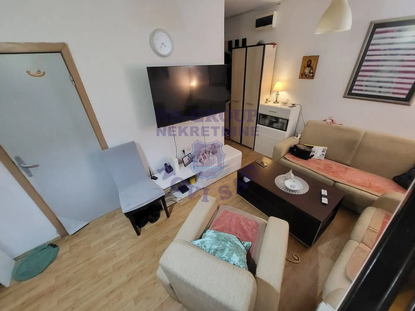 stan na prodaju Novi Sad 57m2 558610