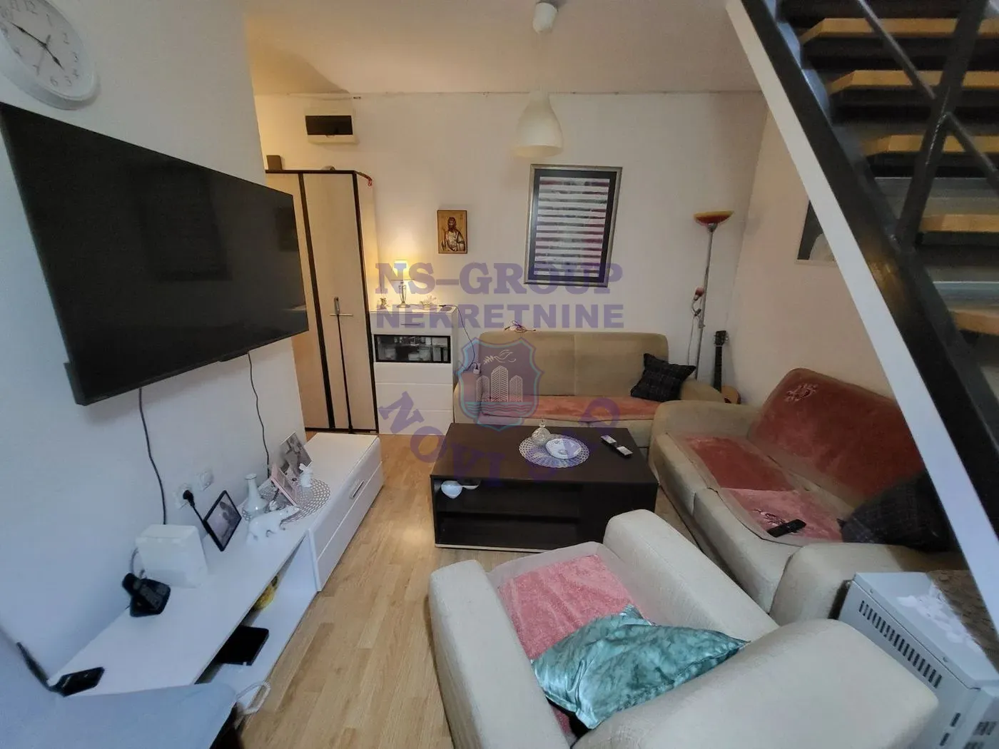 stan na prodaju Novi Sad 57m2 558610