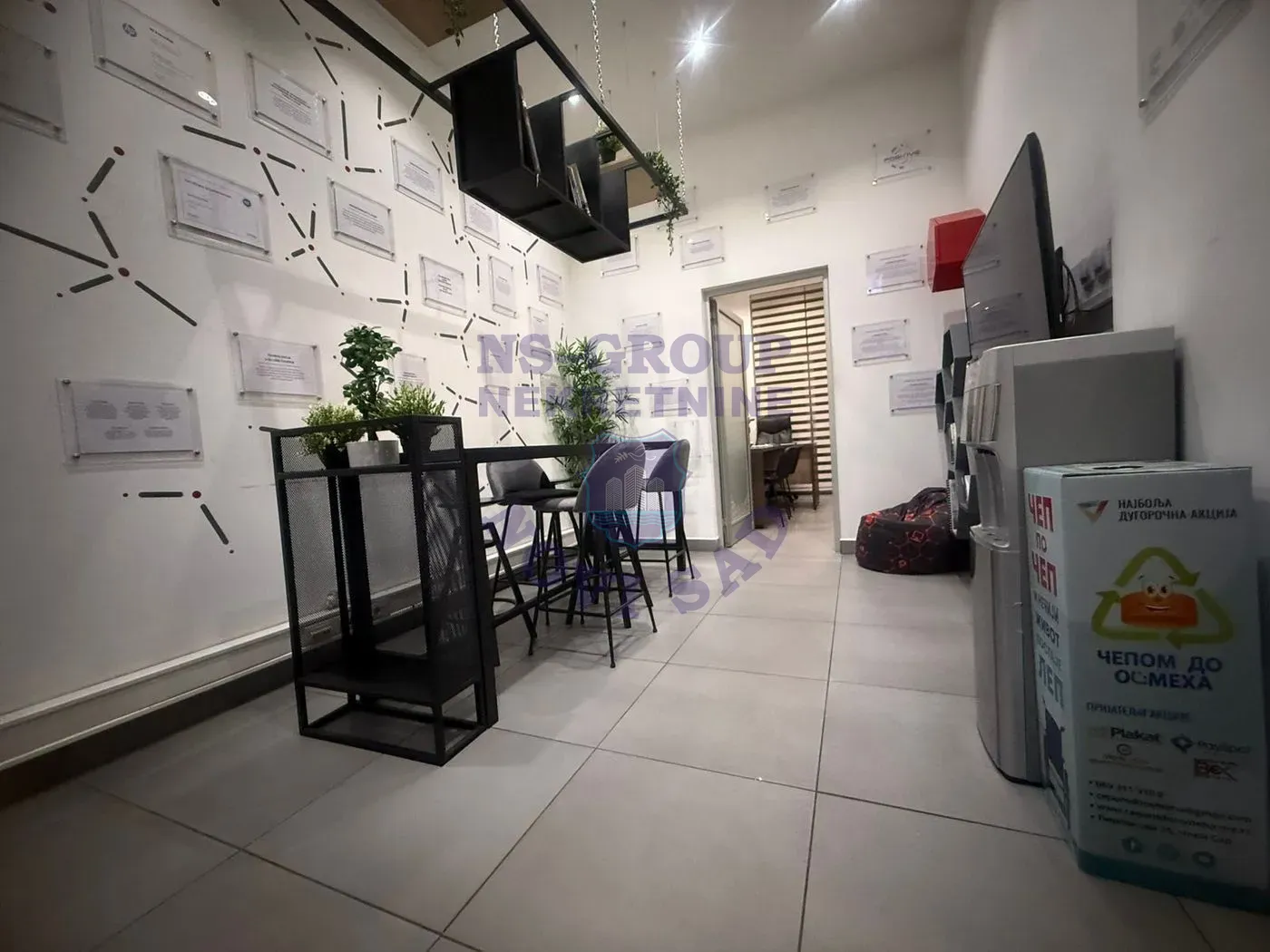 lokal na prodaju Novi Sad 274m2 559252