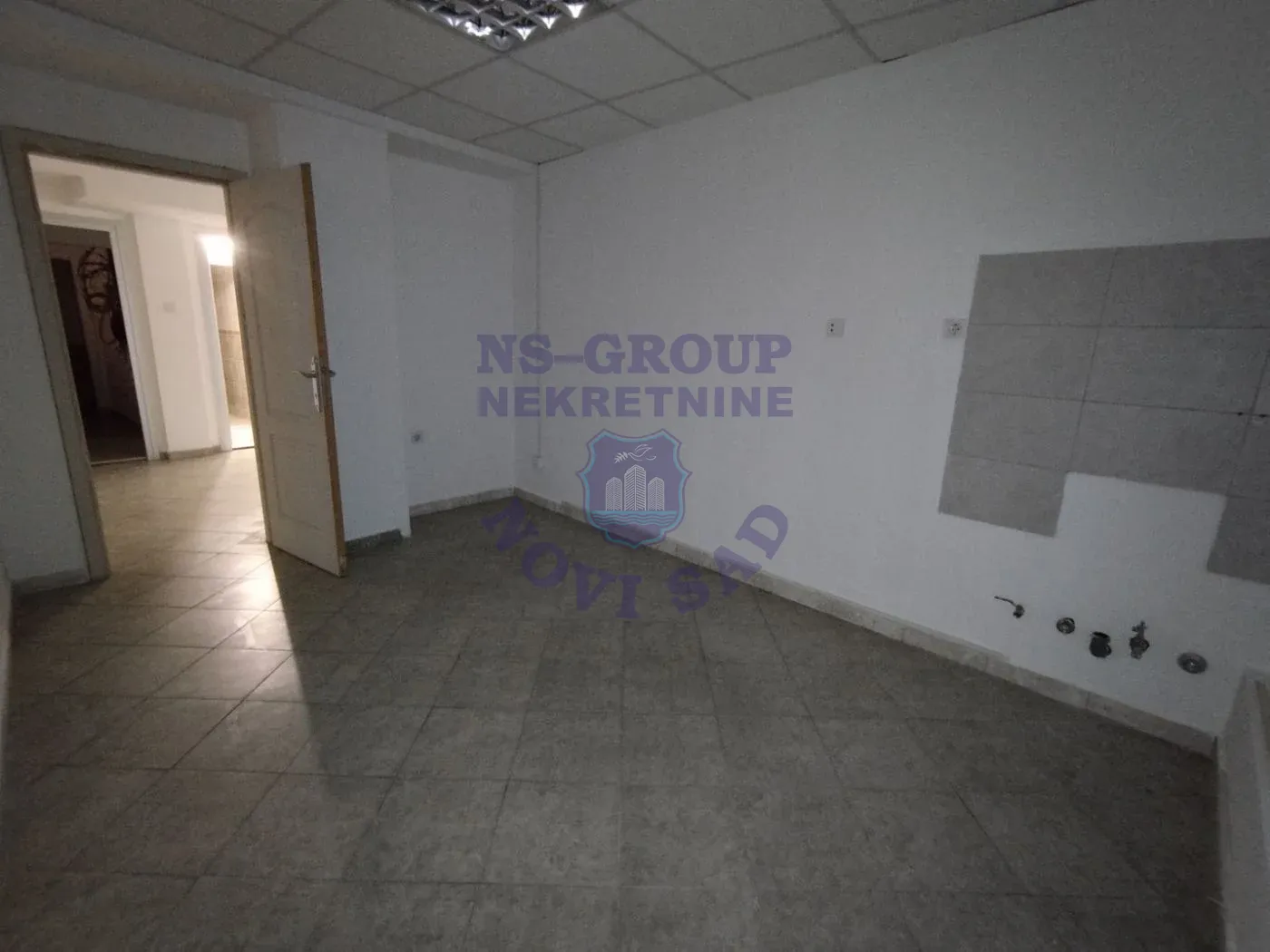 lokal na prodaju Novi Sad 174m2 558670