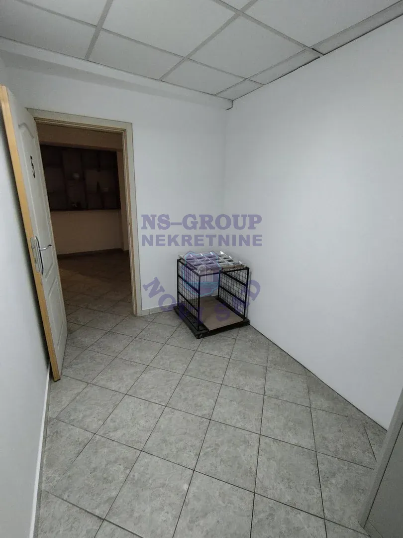 lokal na prodaju Novi Sad 174m2 558670