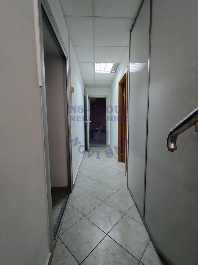 lokal na prodaju Novi Sad 174m2 558670
