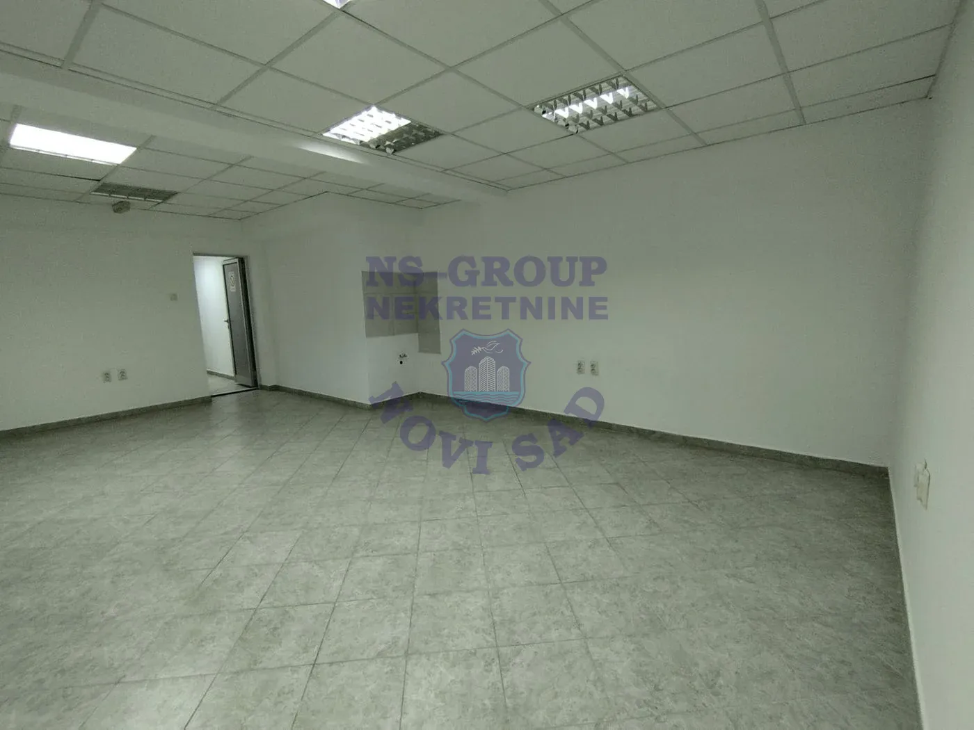 lokal na prodaju Novi Sad 174m2 558670
