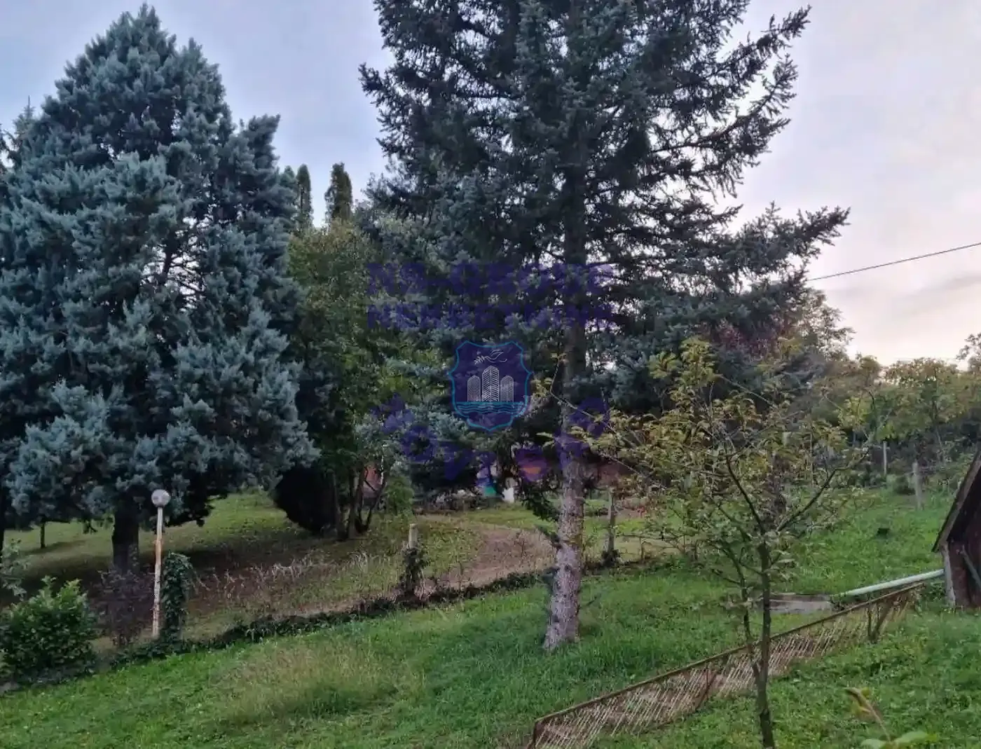 plac na prodaju Banoštor 810m2 559716