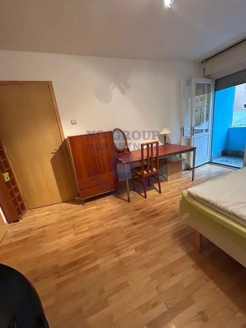 stan na prodaju Novi Sad 59m2 560003