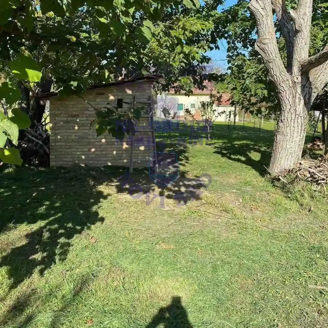 kuca na prodaju Bačko Gradište 40m2 559927