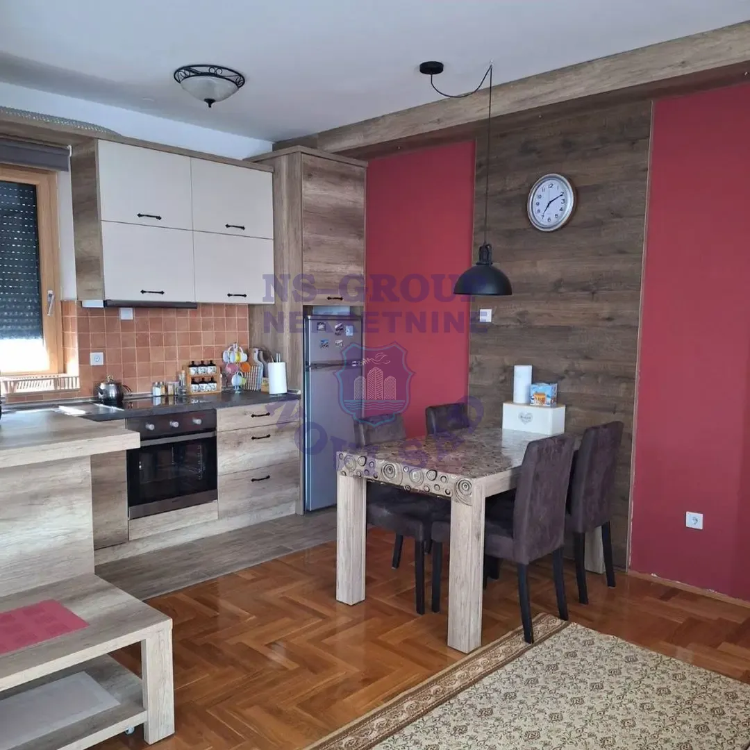 stan na prodaju Zlatibor 75m2 558310