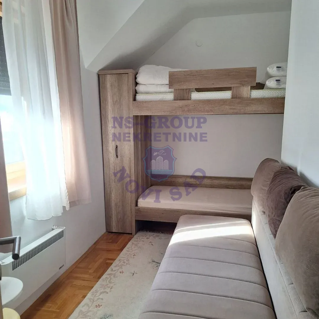 stan na prodaju Zlatibor 75m2 558310