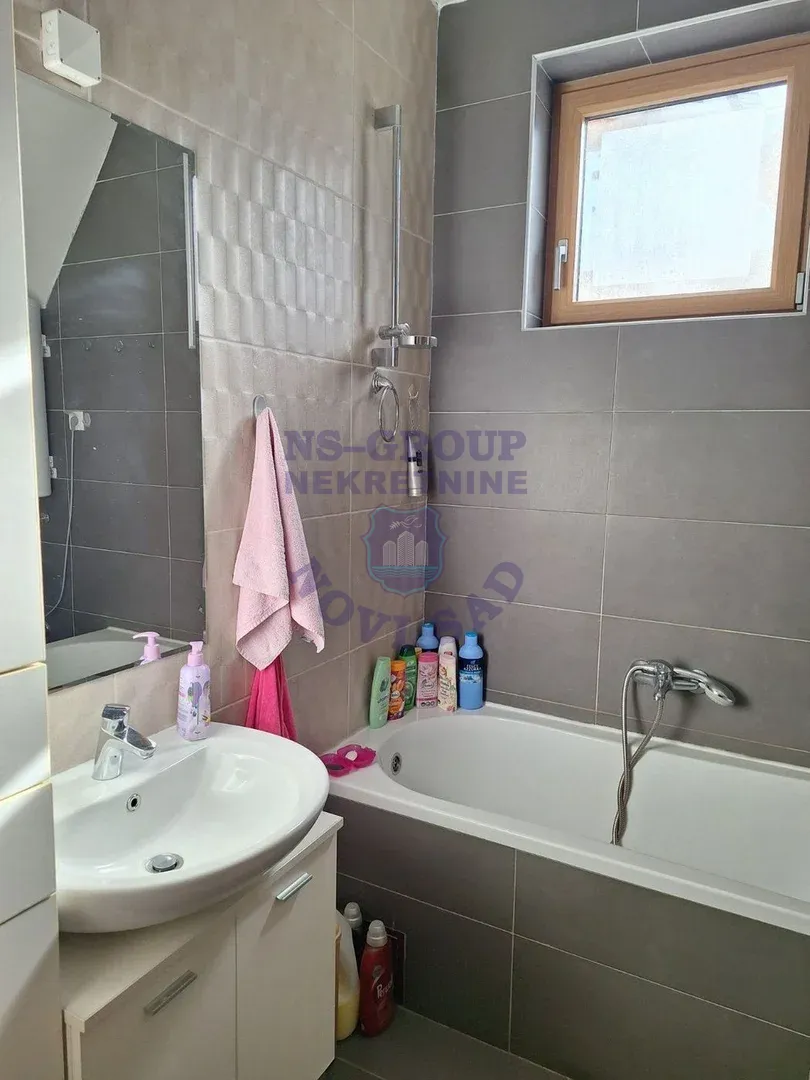 stan na prodaju Zlatibor 75m2 558310