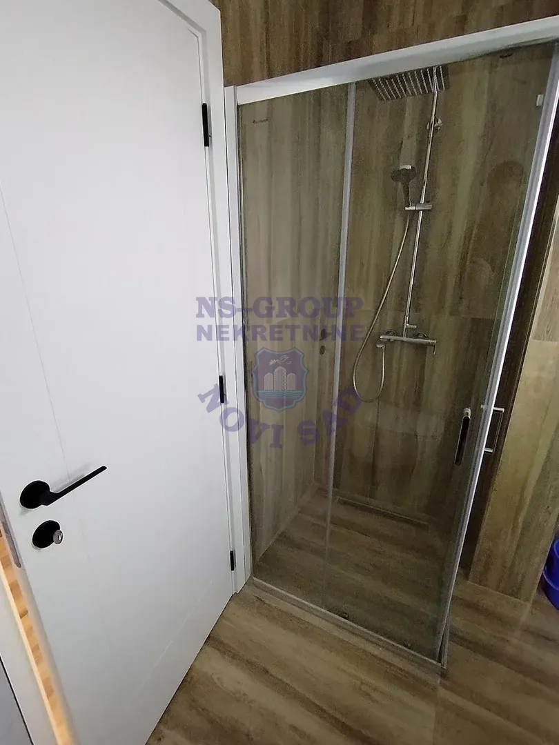stan na prodaju Petrovaradin 98m2 560115