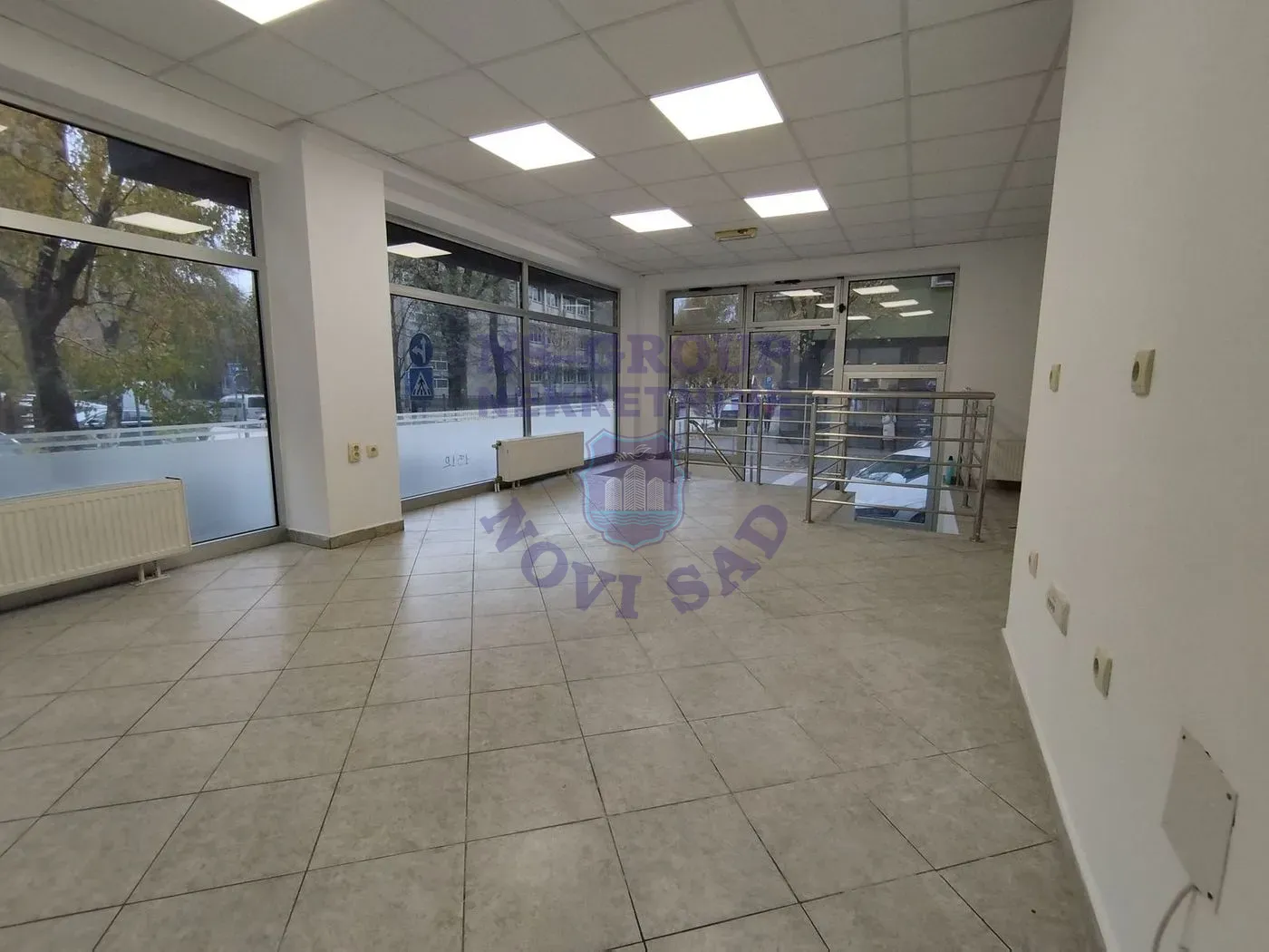 lokal na prodaju Novi Sad 174m2 558670