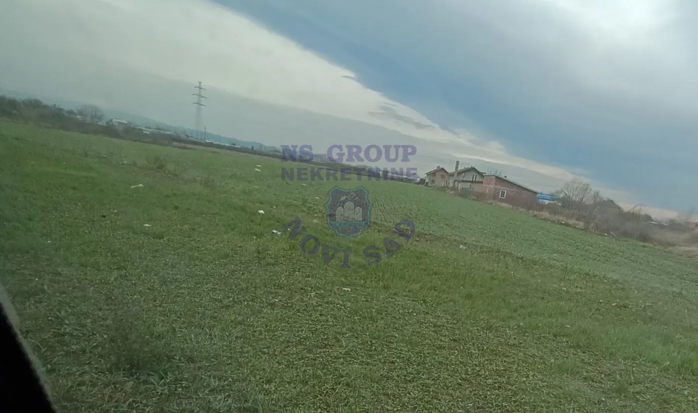 plac na prodaju Novi Sad 3709m2 560333