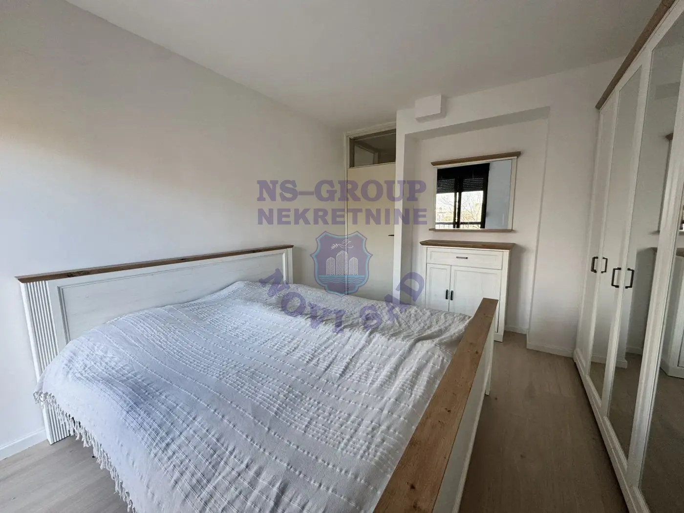 stan na prodaju Novi Sad 66m2 560434