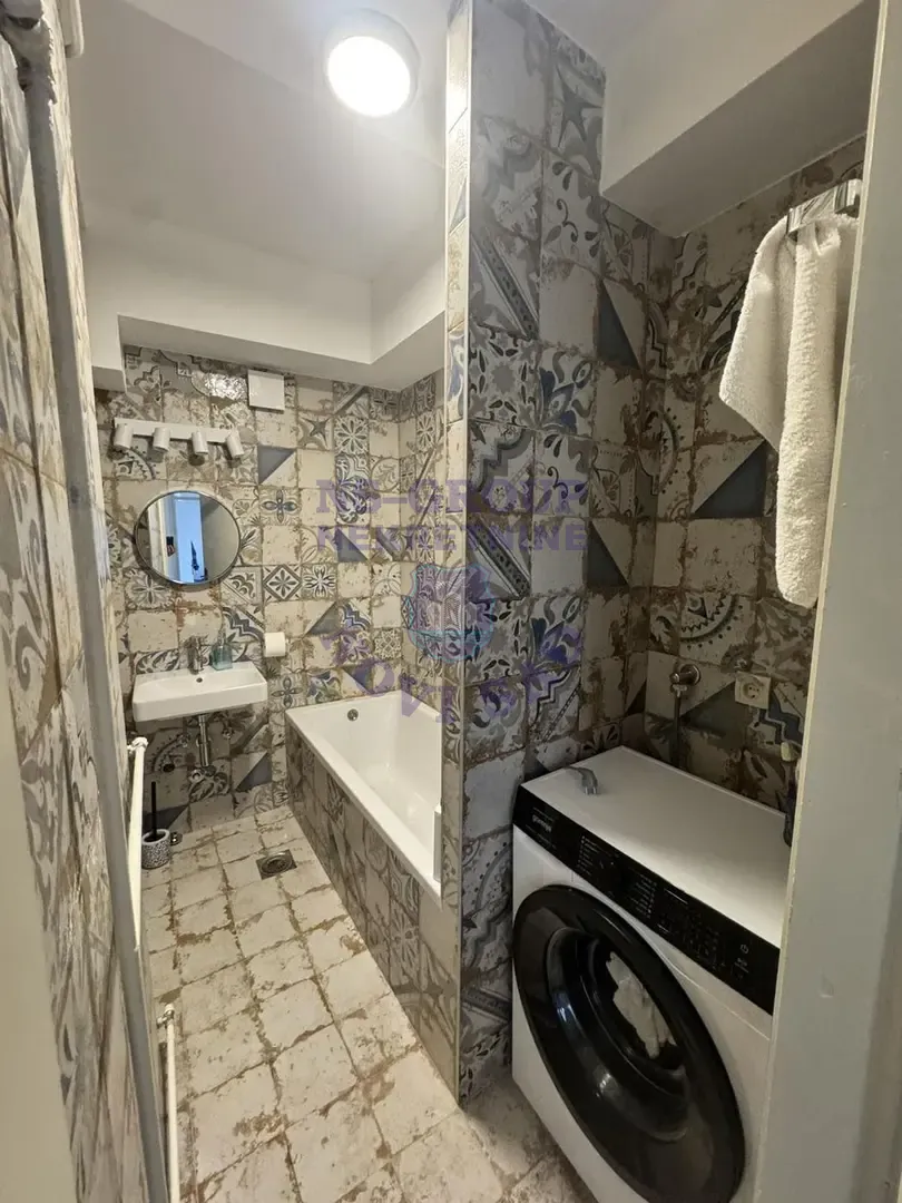 stan na prodaju Novi Sad 66m2 560434