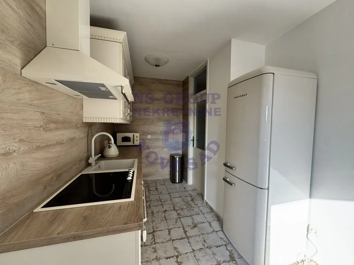 stan na prodaju Novi Sad 66m2 560434