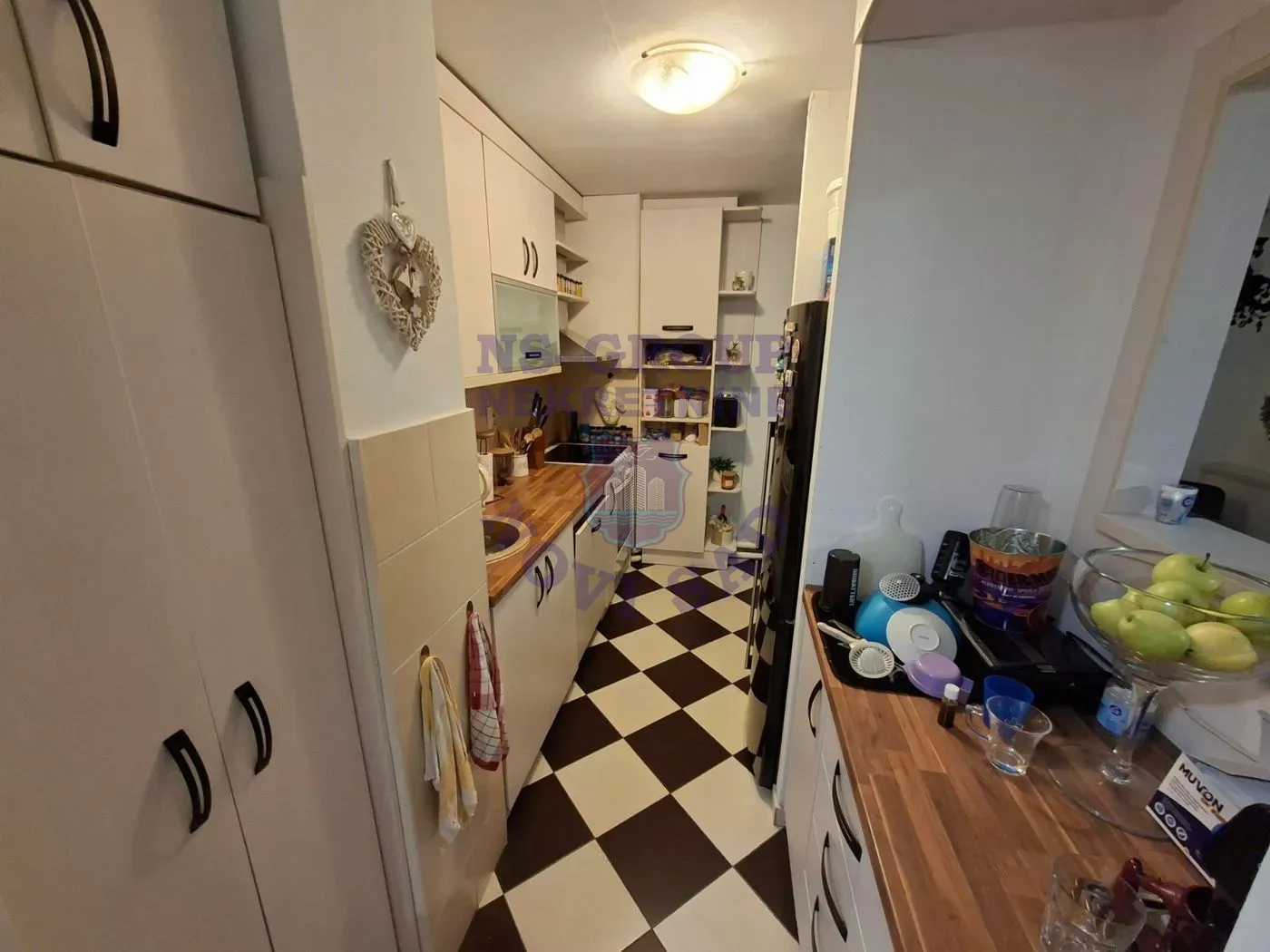 stan na prodaju Novi Sad 70m2 560518