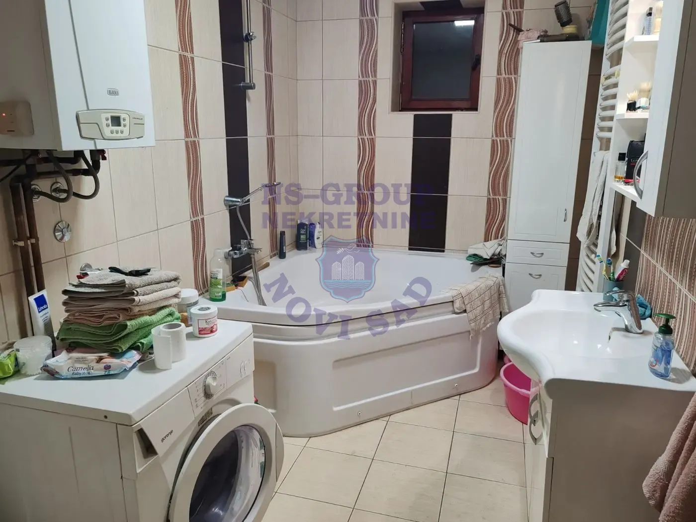 kuca na prodaju Bački Jarak 210m2 559920