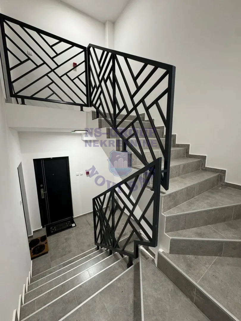 stan na prodaju Novi Sad 71m2 560891