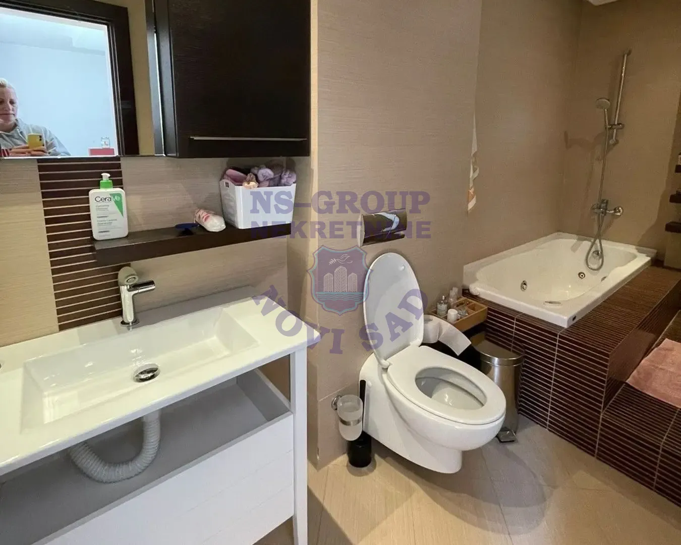 kuca na prodaju Novi Sad 200m2 560967