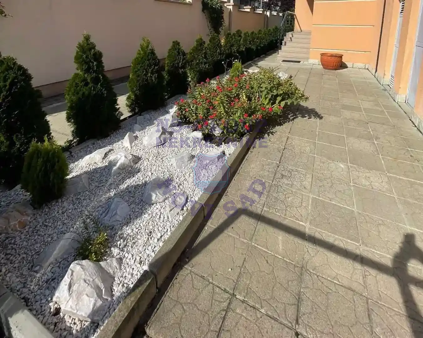 kuca na prodaju Novi Sad 200m2 560967