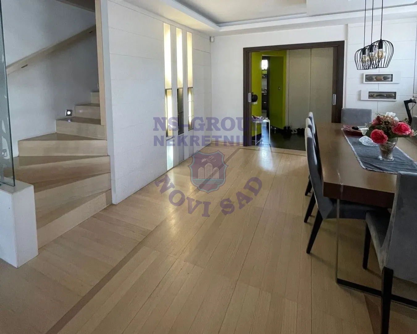 kuca na prodaju Novi Sad 200m2 560967