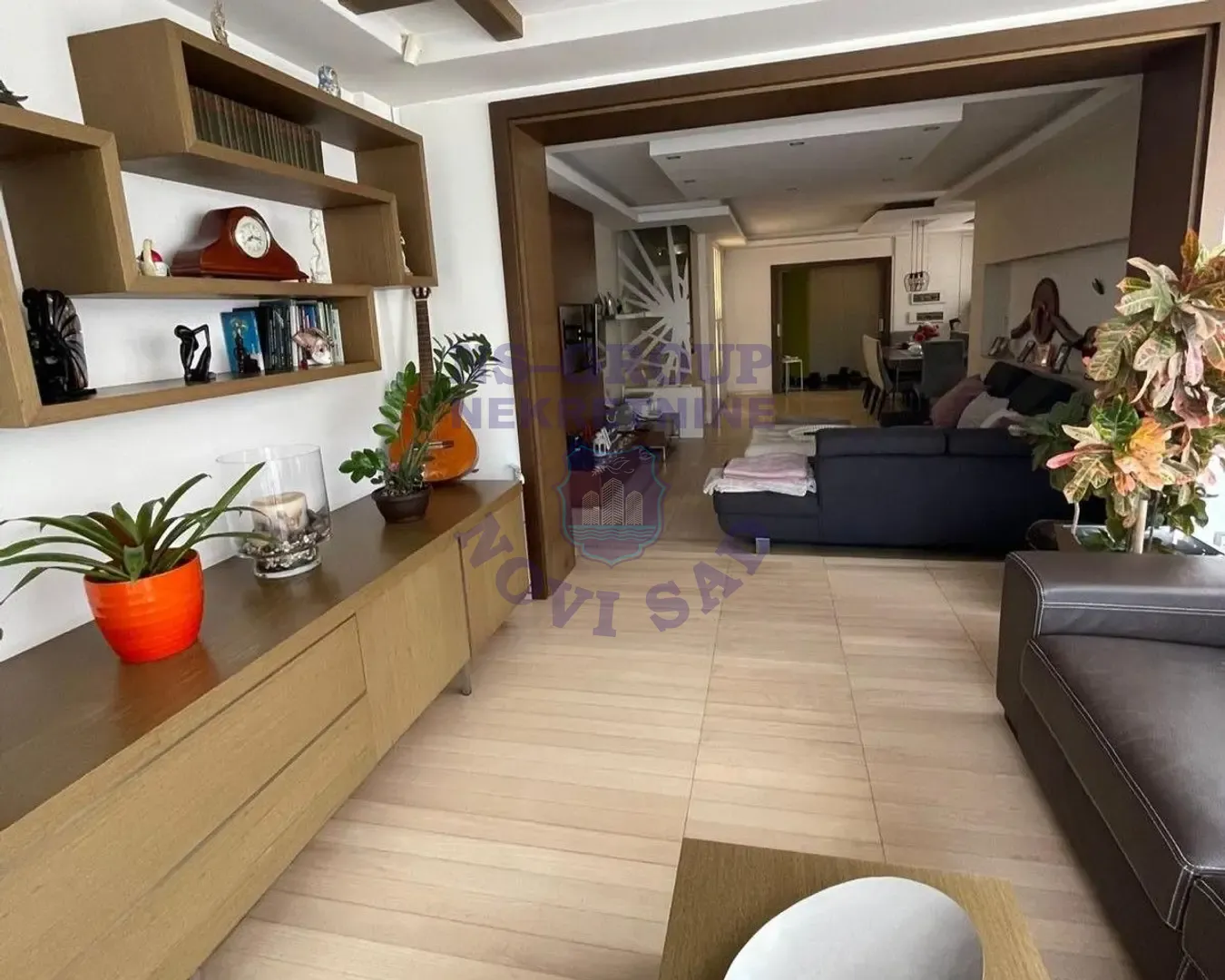 kuca na prodaju Novi Sad 200m2 560967