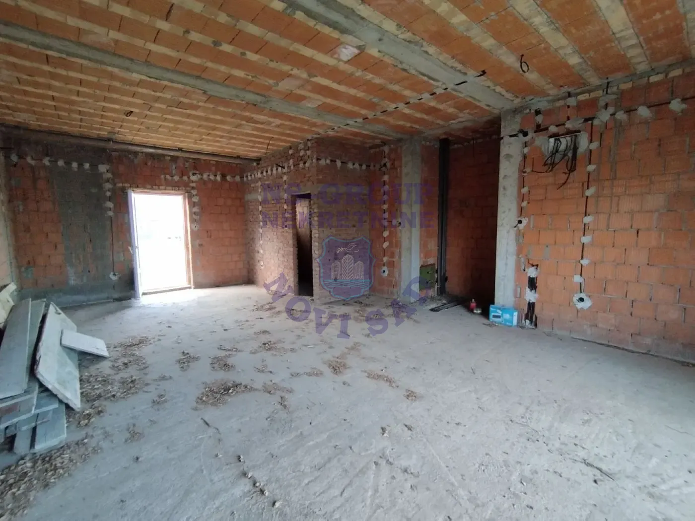 kuca na prodaju Futog 242m2 561321