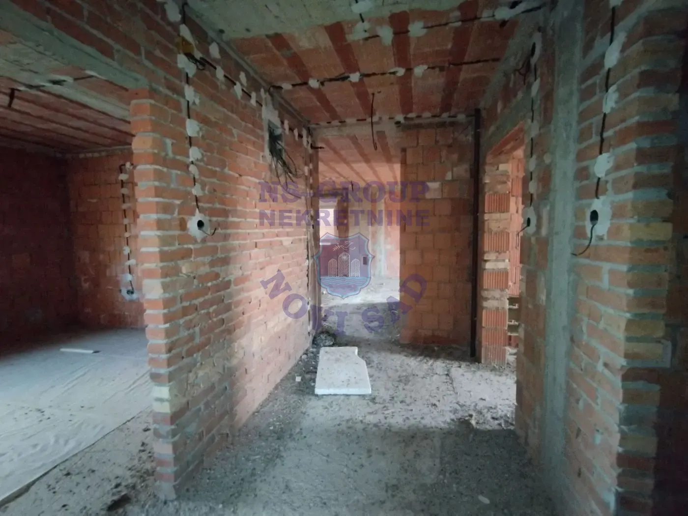 kuca na prodaju Futog 242m2 561321