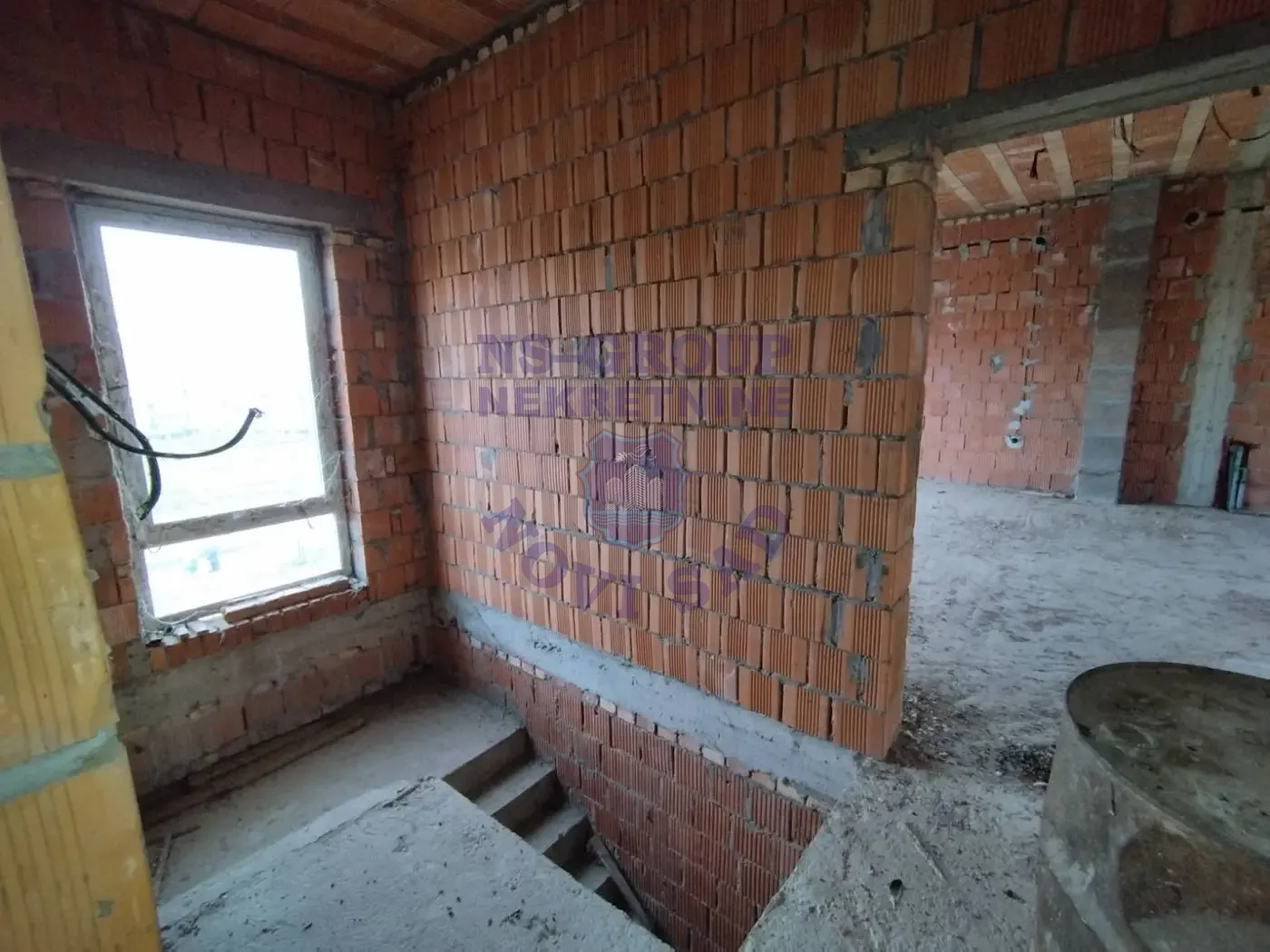 kuca na prodaju Futog 242m2 561321