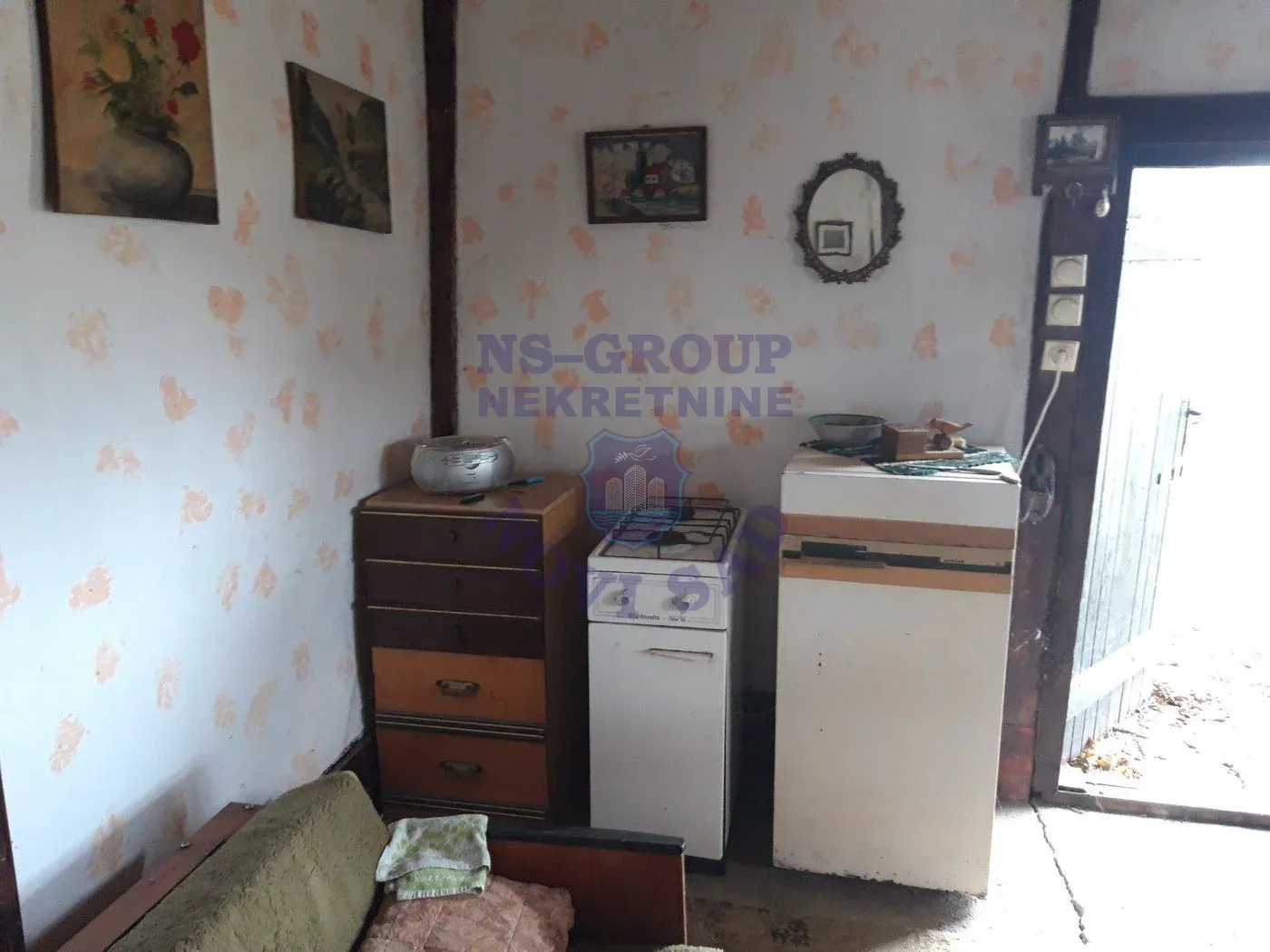 plac na prodaju Sremska Kamenica 440m2 561301